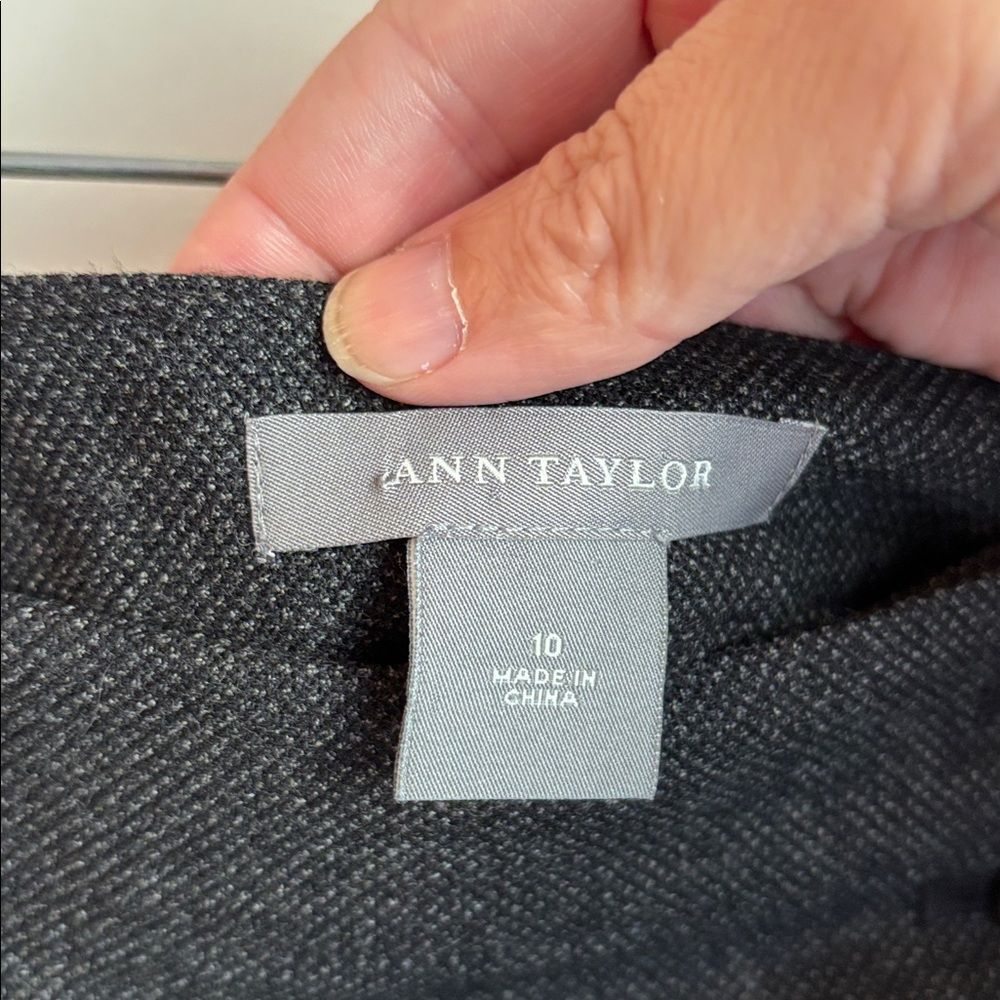 Ann Taylor Pencil button front 100% wool wrap Skirt charcoal gray women’s 10 EUC - Picture 5 of 8